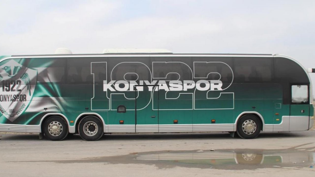 1922 Konyaspor'un otobüsüne yeni giydirme