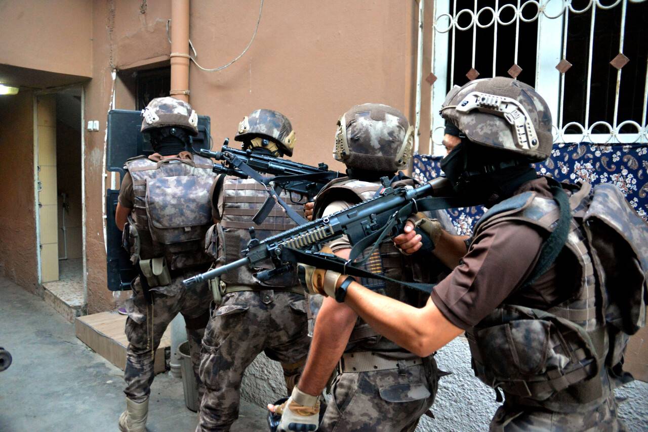 Organize suç örgütüne darbe: Türk escobar çetesi çökertildi