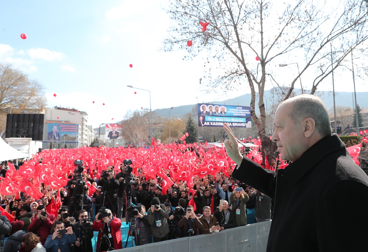 Cumhurbaşkanı Erdoğan'dan CHP'ye eleştiri: Adayınızı yapay zeka mı belirleyecek?