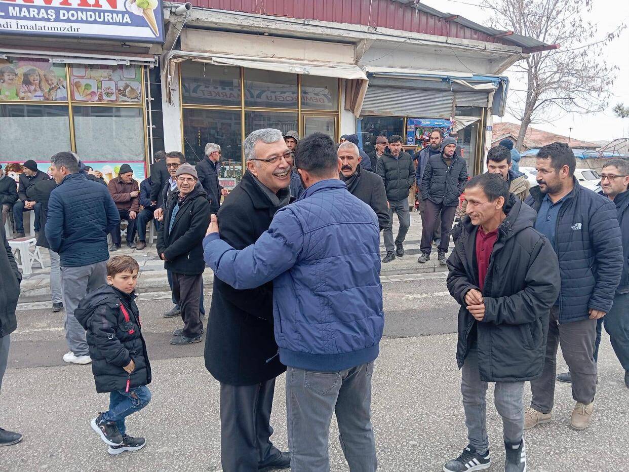 'Seçmenlerimizin ilçesini yeniden inşa ederken yüreklerine de dokunacağız'