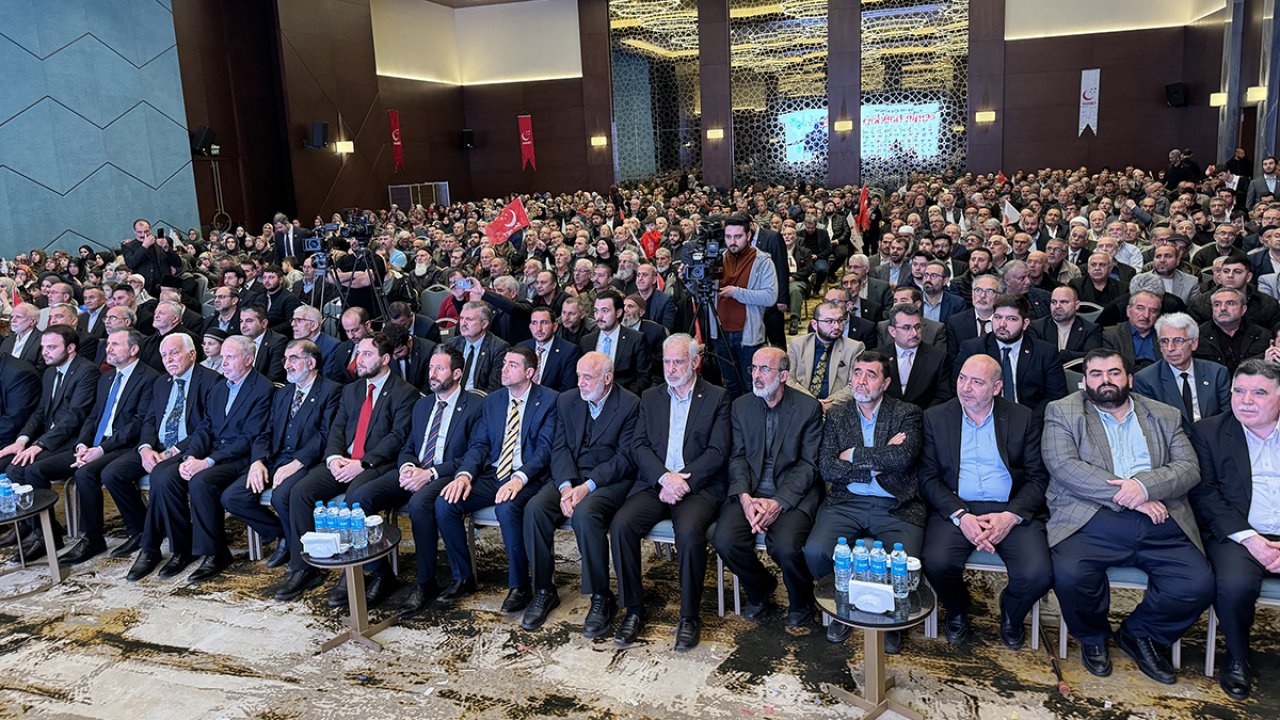 Karamollaoğlu, Konya'da aday tanıtımına katıldı