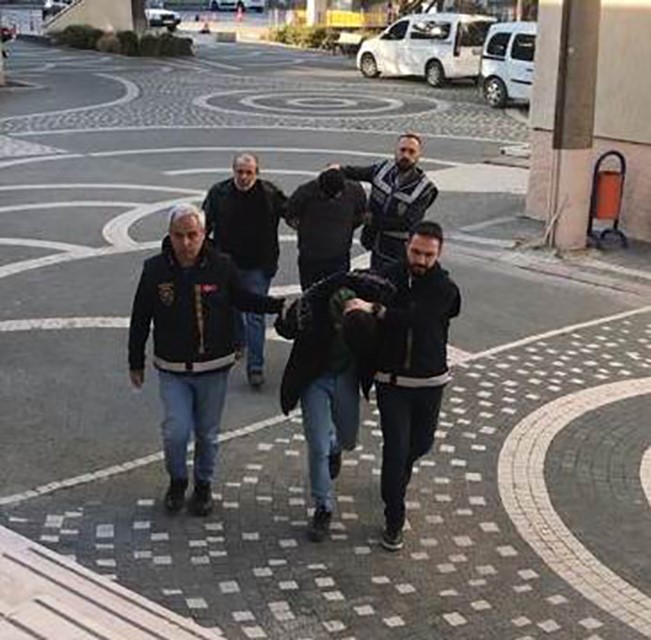 Akşehir'de 2 zehir taciri tutuklandı