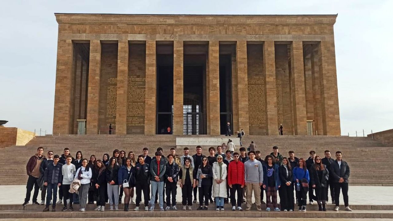 Analiz koleji öğrencileri Ankara’da