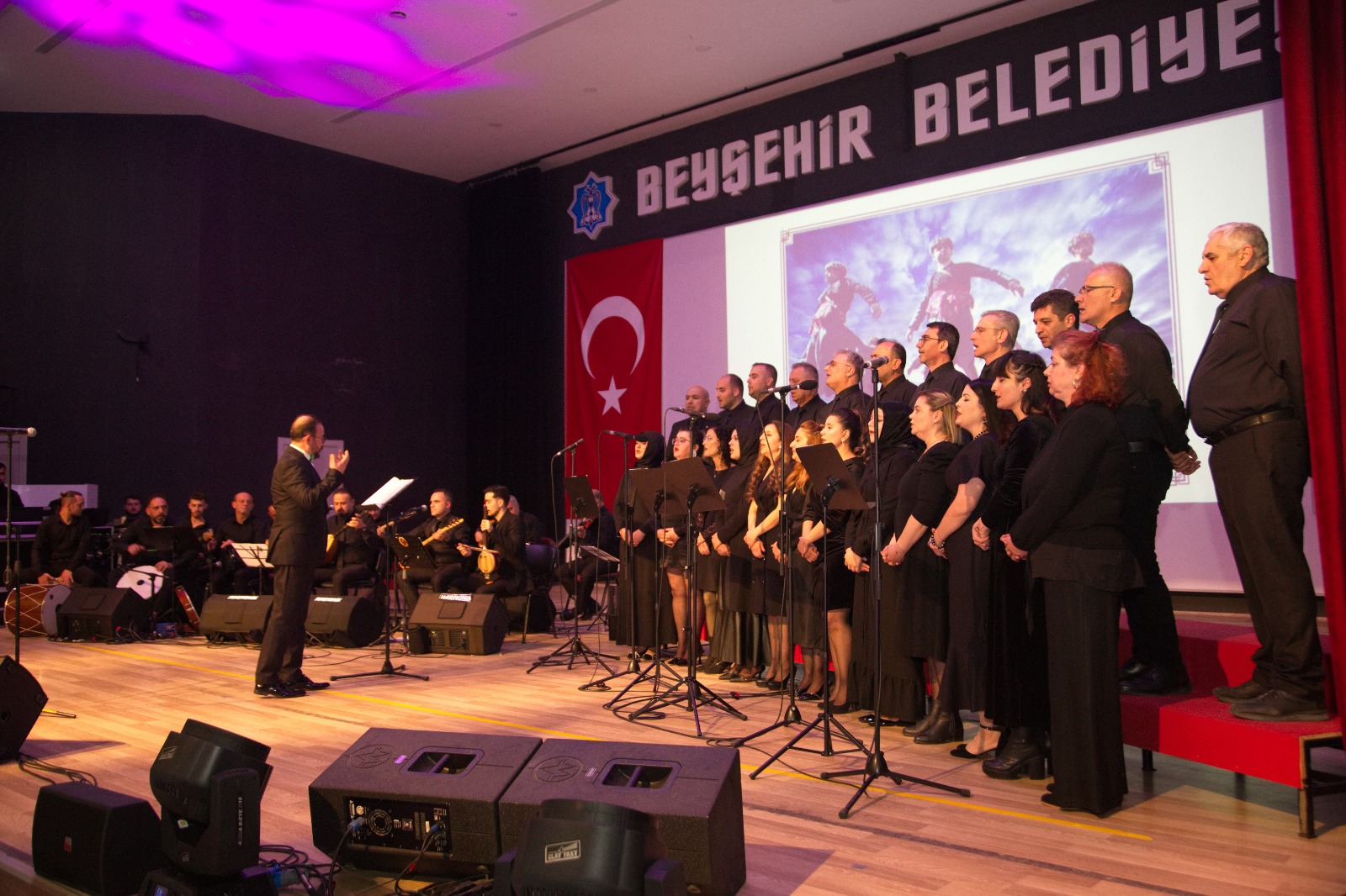 Beyşehir'de Türk Halk müziği konseri yapıldı