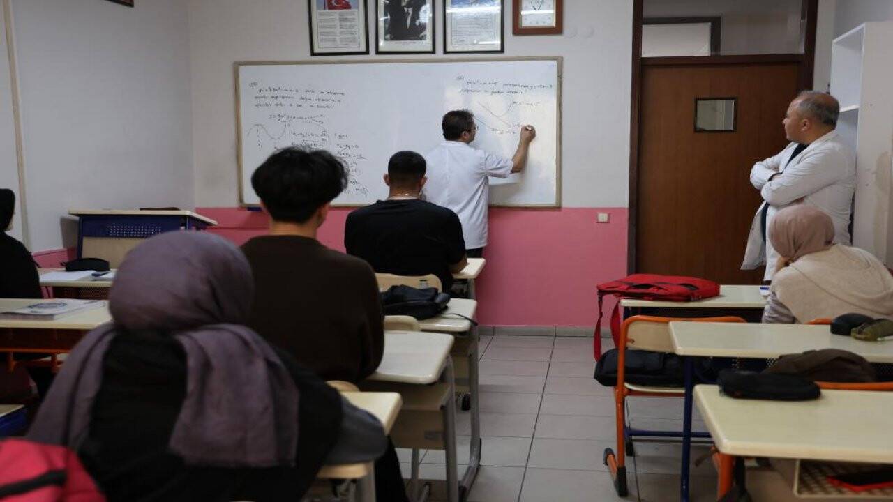 Ramazan ayında nasıl ders çalışılır? Uzman isimden öğrencilere uyarı!