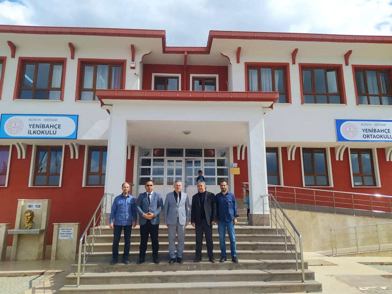 İl Milli Eğitim Müdürü Yiğit'ten 2 okula ziyaret