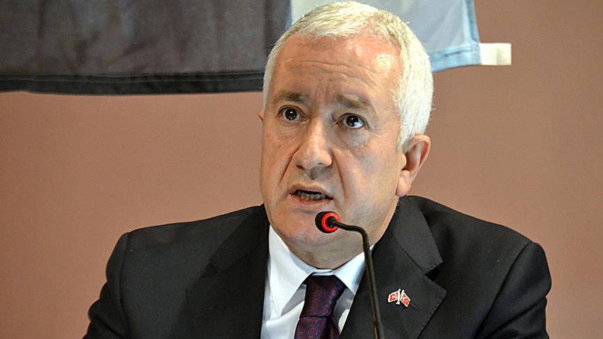 MHP'li isimden Zeydan Karalar'a çok sert tepki: "Bayraksız!"