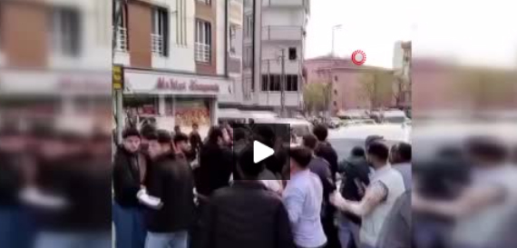İstanbul'un göbeğinde DEM terörü: Otomobil sürücüsü linçten zor kurtuldu