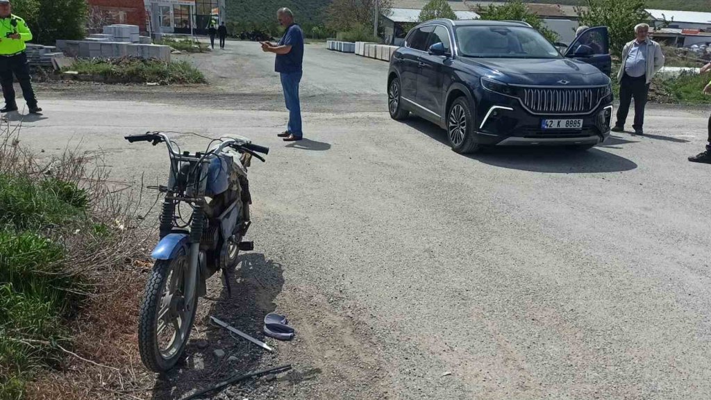 Seydişehir'de motosiklet ile cip çarpıştı: 1 yaralı