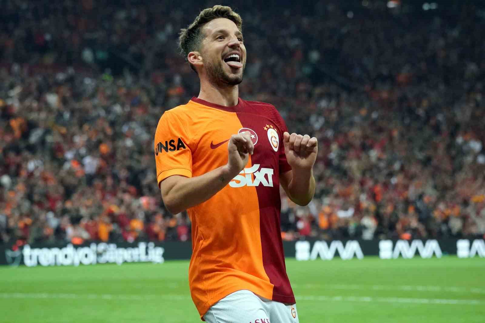 36 yaşında Galatasaray'da şov yapıyor