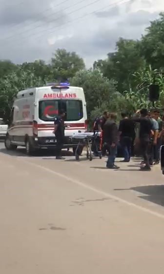 Antalya’da motosiklet şarampole uçtu: 2 yaralı