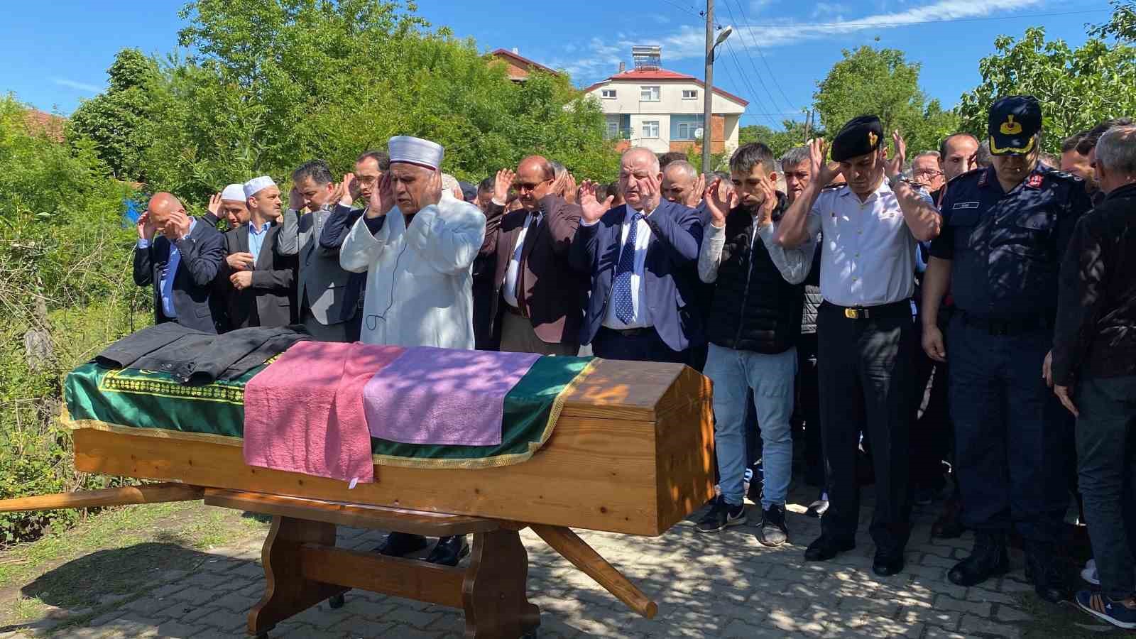 Madendeki göçükten dram çıktı: Oğlunu evlendirmek için çalışıyormuş