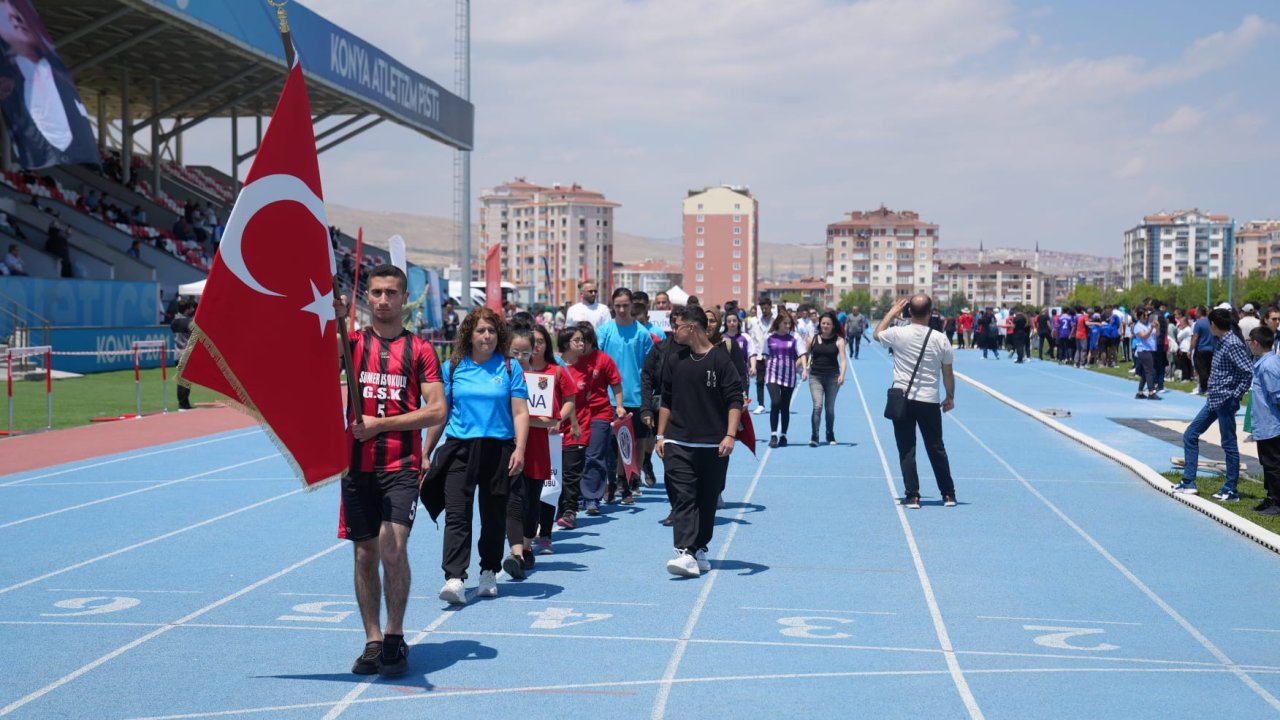 'Özel Sporcular Atletizm' heyecanı Konya'da yaşanıyor