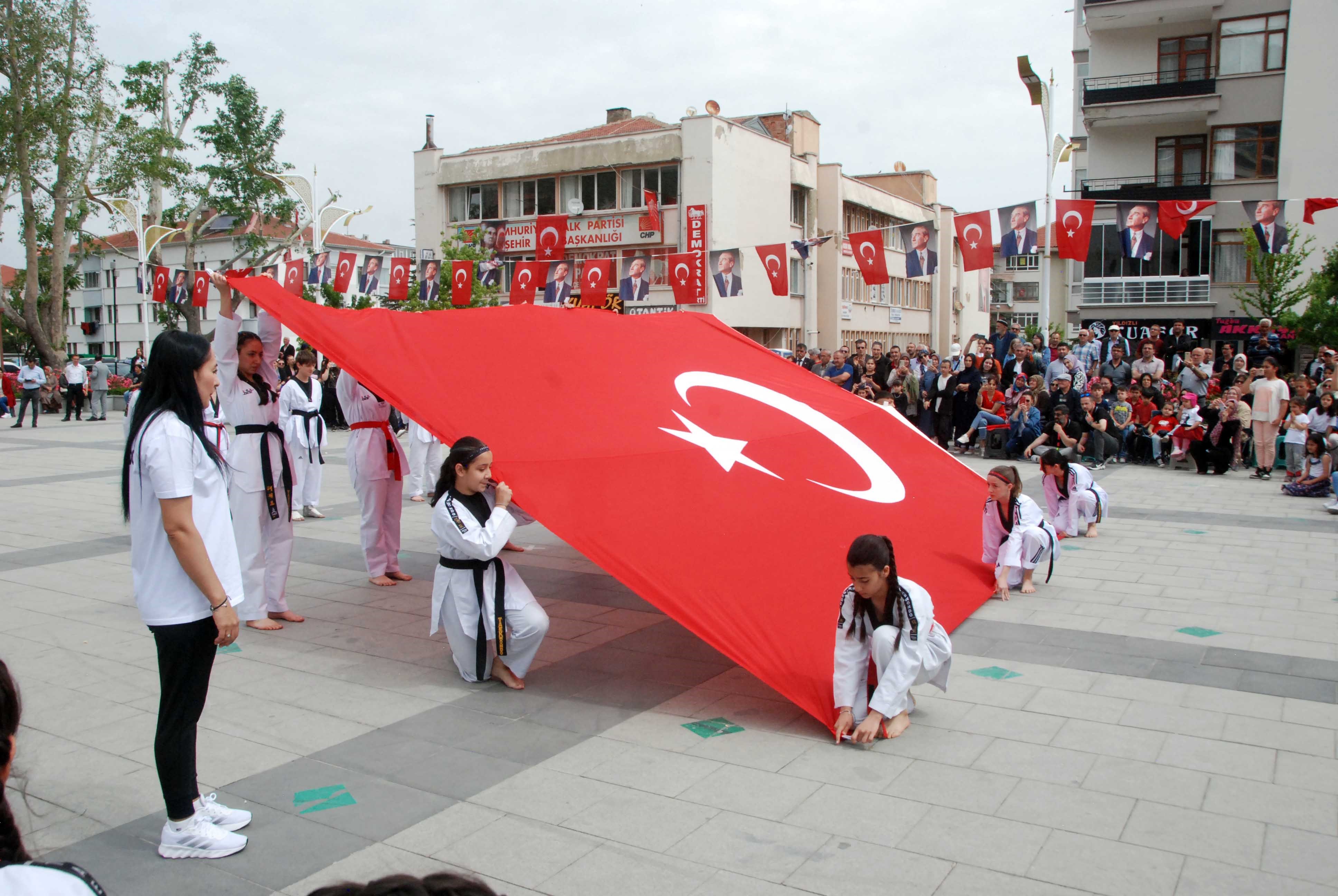 Akşehir’de 19 Mayıs coşkuyla kutlandı