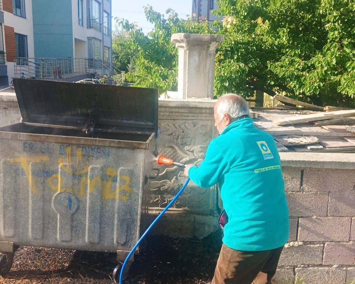 Ereğli'de konteynerler temizleniyor