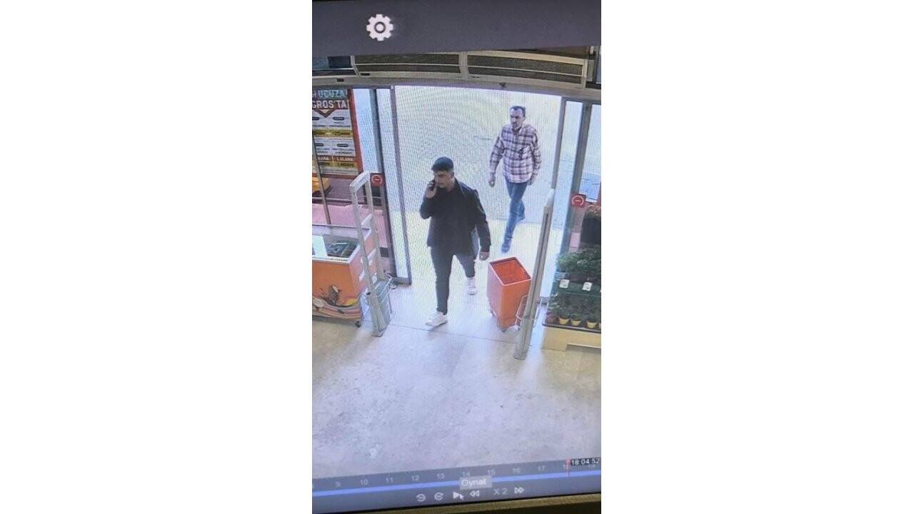 Taksiciyi 20 yerinden bıçaklayıp gasp eden saldırgan yakalandı