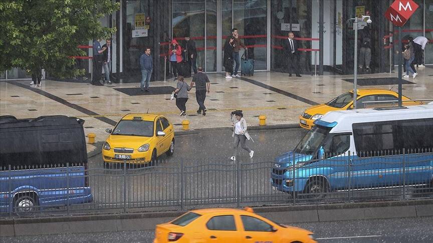 Ankara'da sağanak etkili oldu