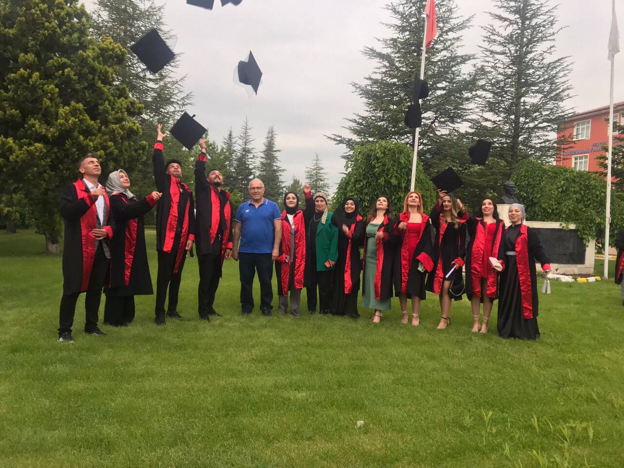 Kadınhanı'nda mezuniyet heyecanı