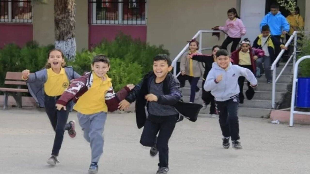 MEB 2024-2025 eğitim takvimi belli oldu