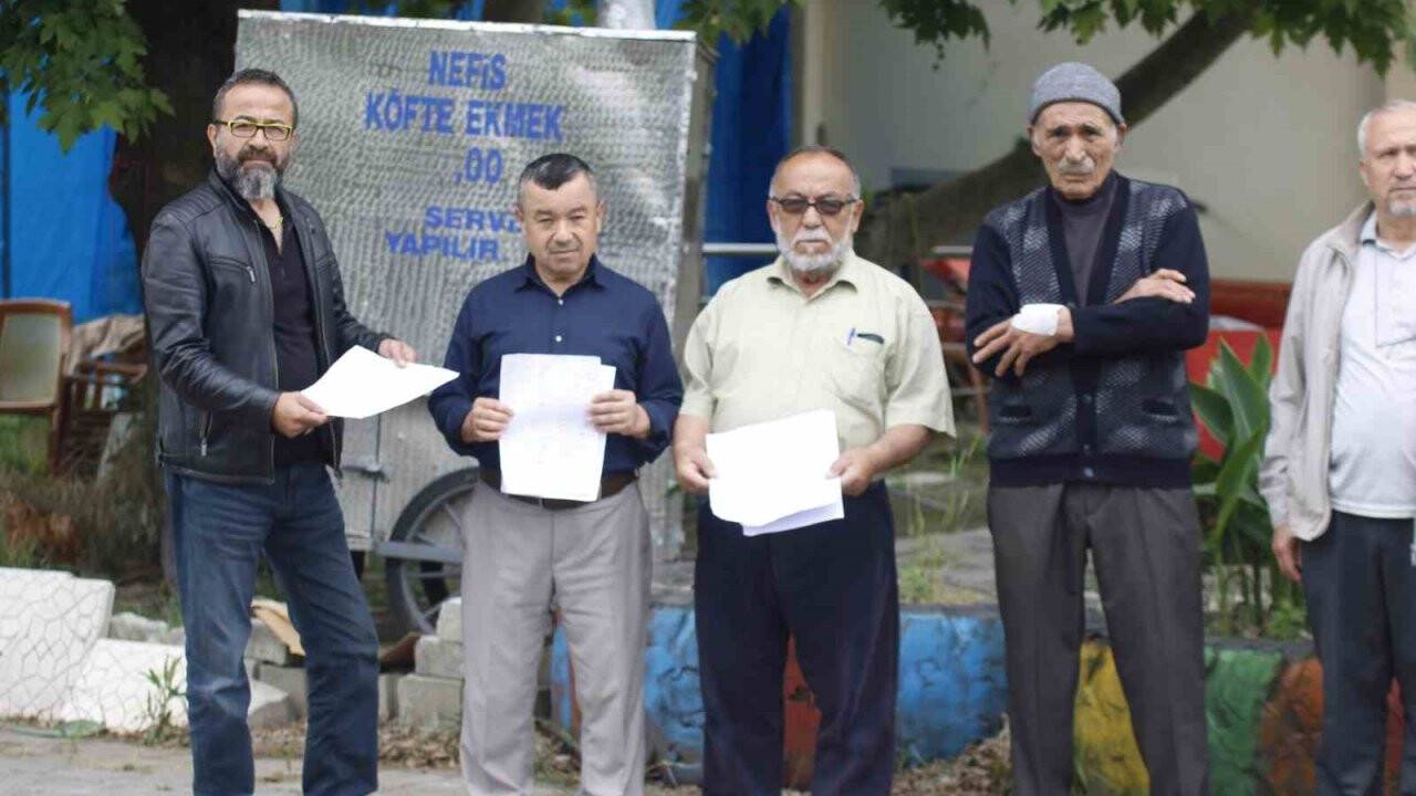 Başıboş köpeklerin saldırısına uğrayan 80 yaşındaki depremzede korku dolu anları anlattı