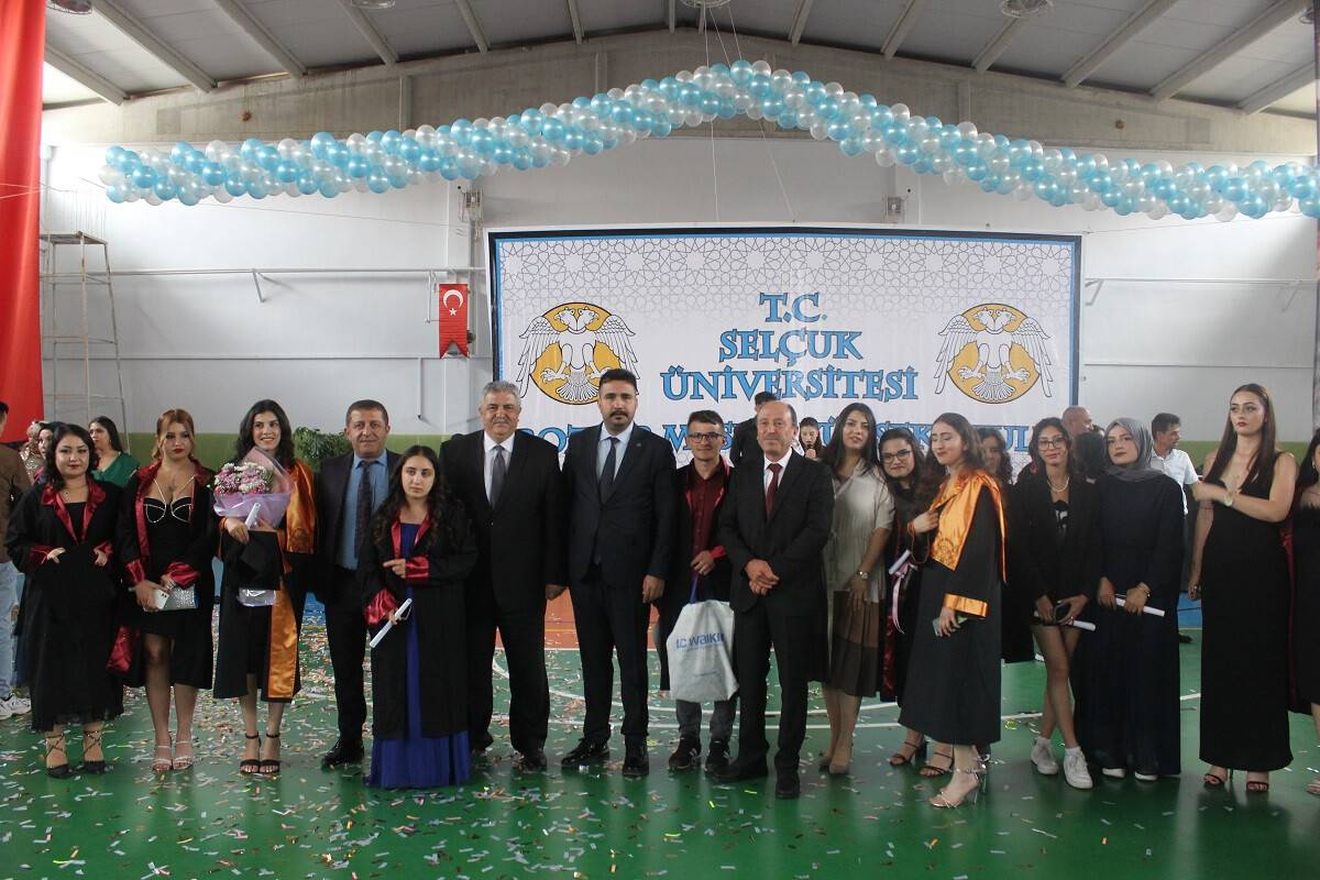 Başkan Karabulut: Öğrenciler için örnek alacakları bir model oldunuz