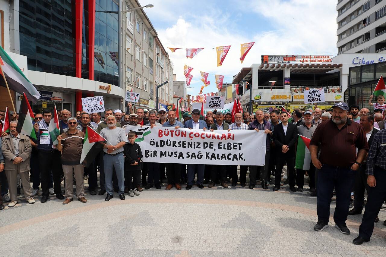 Konya'nın ilçesinde Filistin'e destek yürüyüşü