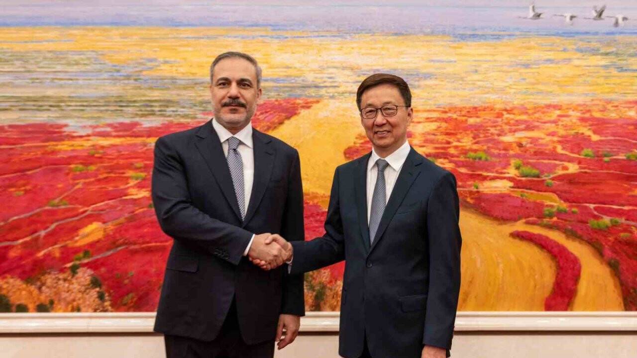 Dışişleri Bakanı Fidan, ÇKP Politbüro Üyesi Han Zheng ile görüştü