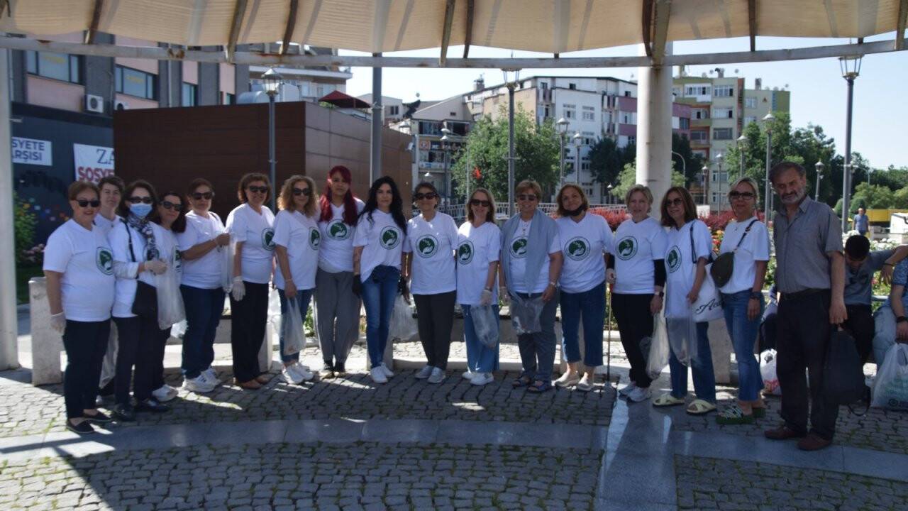 Konya'da kadınlardan örnek hareket!