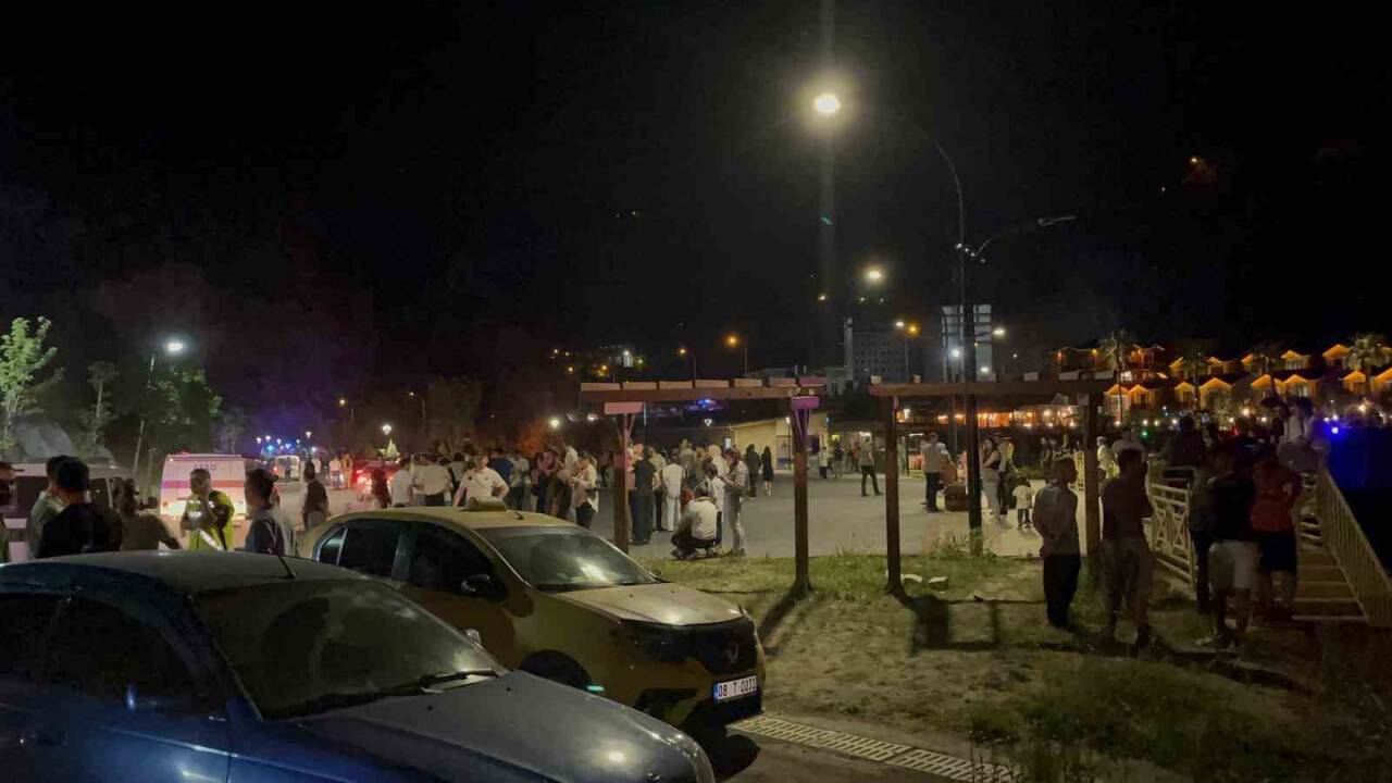 Artvin’de tekne battı: 1’i ağır 5 yaralı