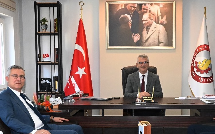 Başkan Ustaoğlu’na, Eğitim-İş'ten ziyaret