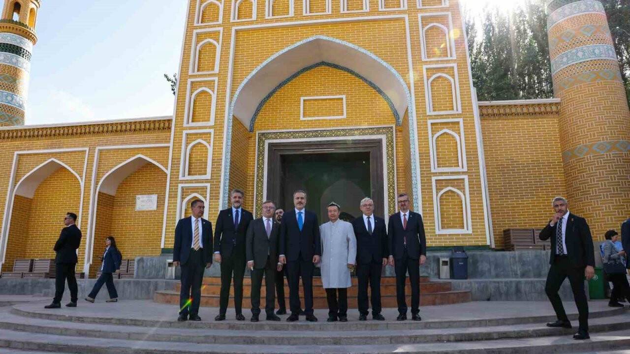 Dışişleri Bakanı Fidan, Urumçi ve Kaşgar şehirlerini ziyaret etti
