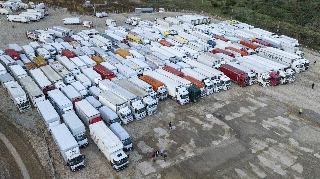 YKS soru kitapçıkları yola çıktı: Sınav saatine kadar yüksek güvenlik