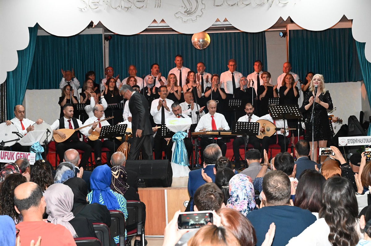 Seydişehir'de Musiki Korosu konser verdi