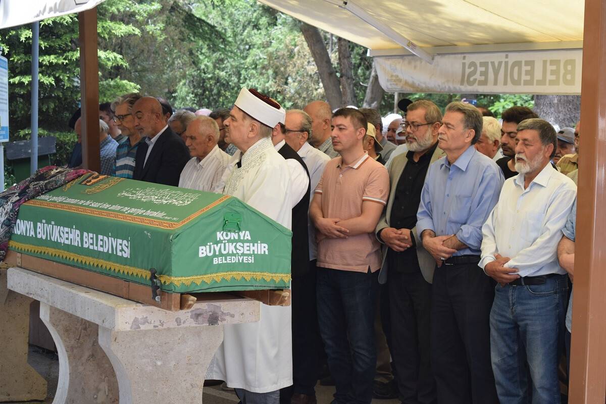 Konyalı eski Tarım Bakanı'nın acı günü