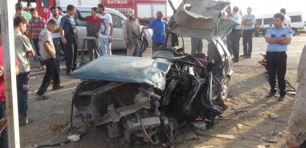 Batman'da trafik kazası: 2 ölü, 6 yaralı