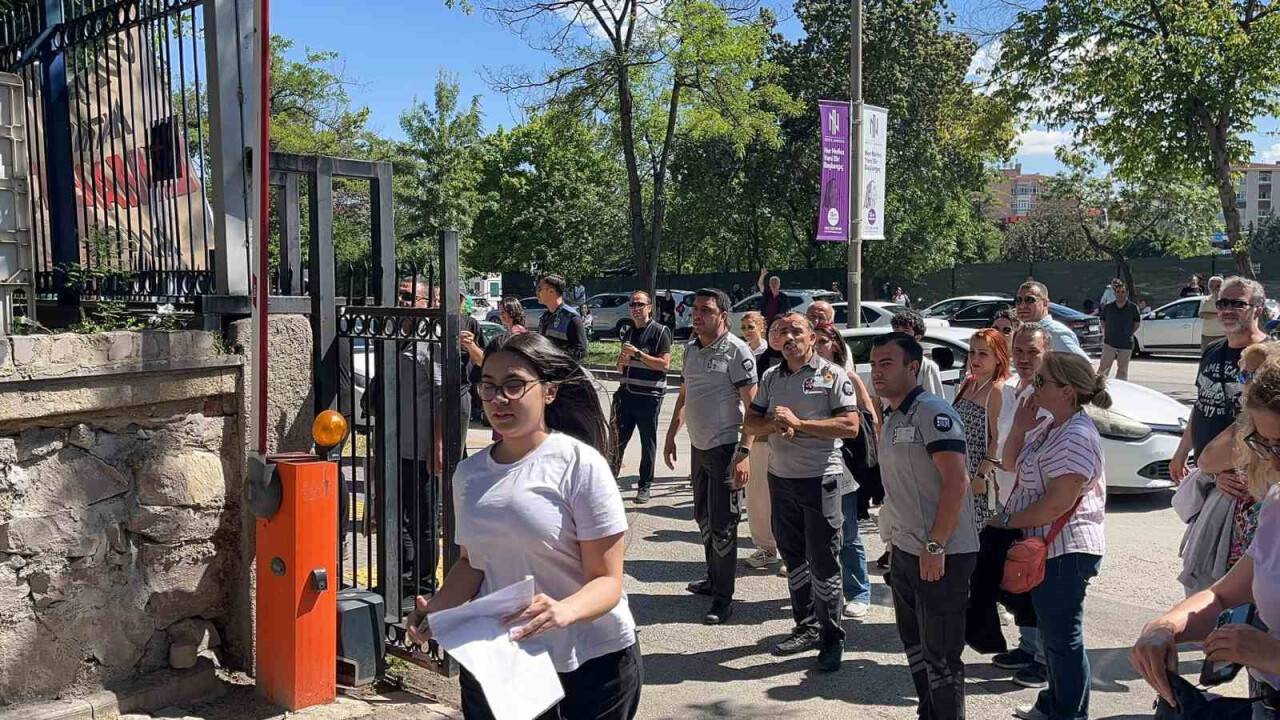 YKS’nin son oturumu YDT başladı