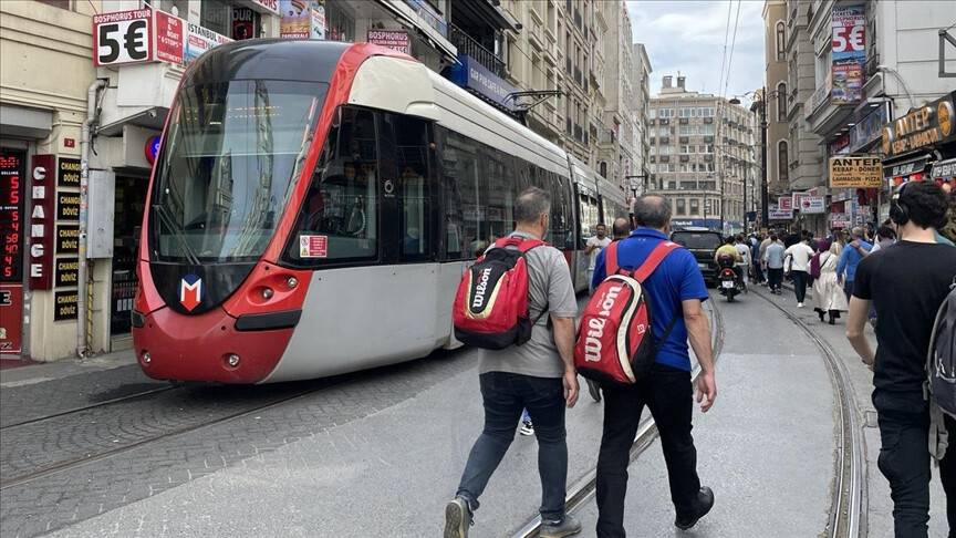 YKS öncesi tramvay seferlerini aksatan banka aracıyla ilgili hukuki süreç başlatılacak