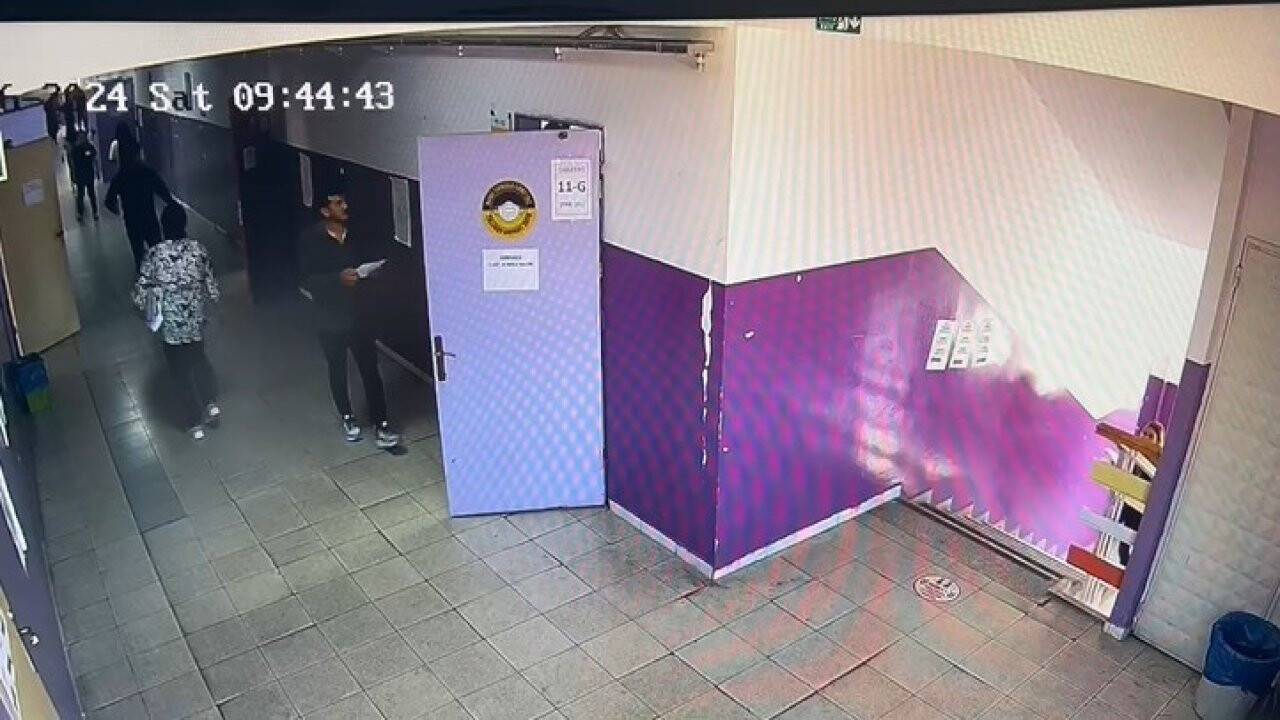 YKS’de yapay zeka ile kopya çekmeye çalışmıştı: Güvenlik kamerası görüntüleri ortaya çıktı