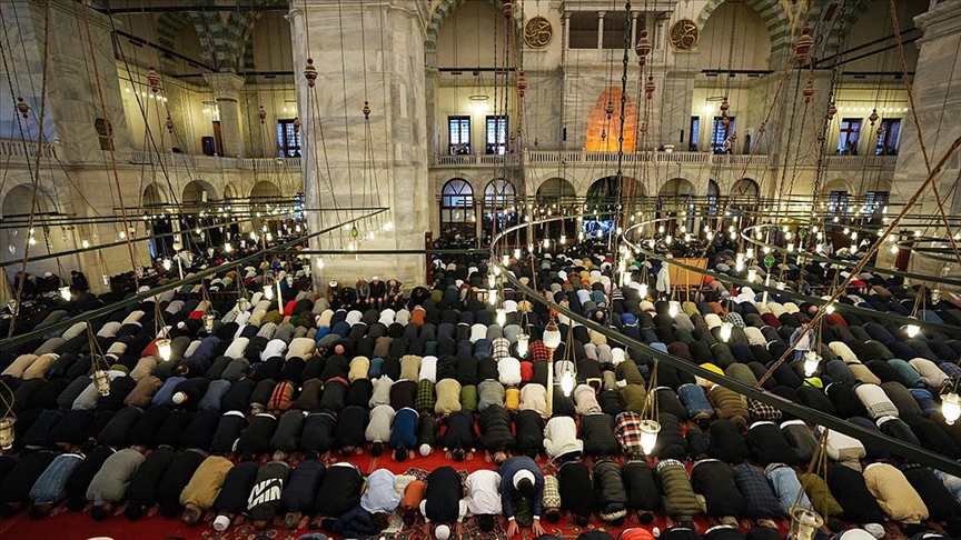 Bayram namazı saatleri açıklandı! İllere göre bayram namazı saatleri