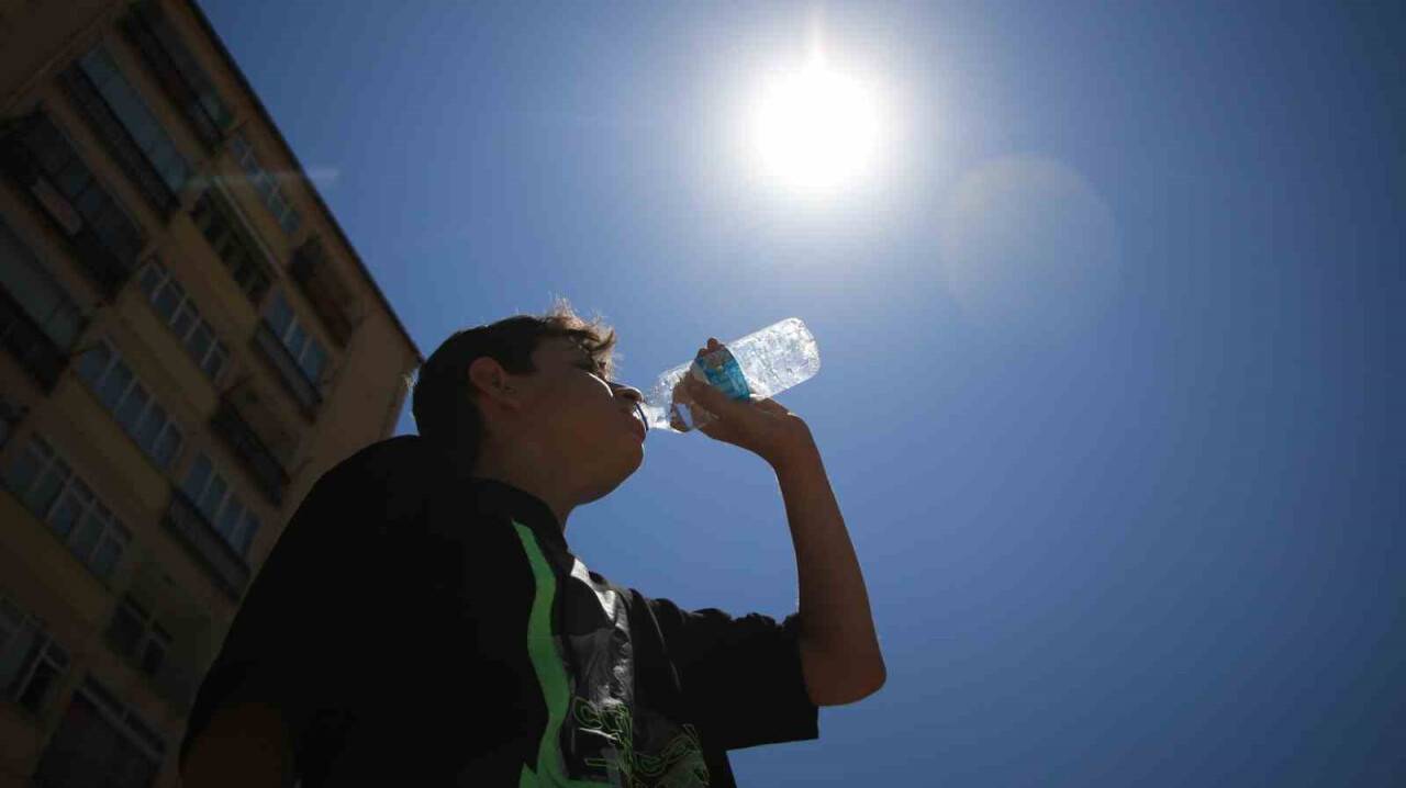 Hava sıcaklıkları 44 dereceyi bulacak