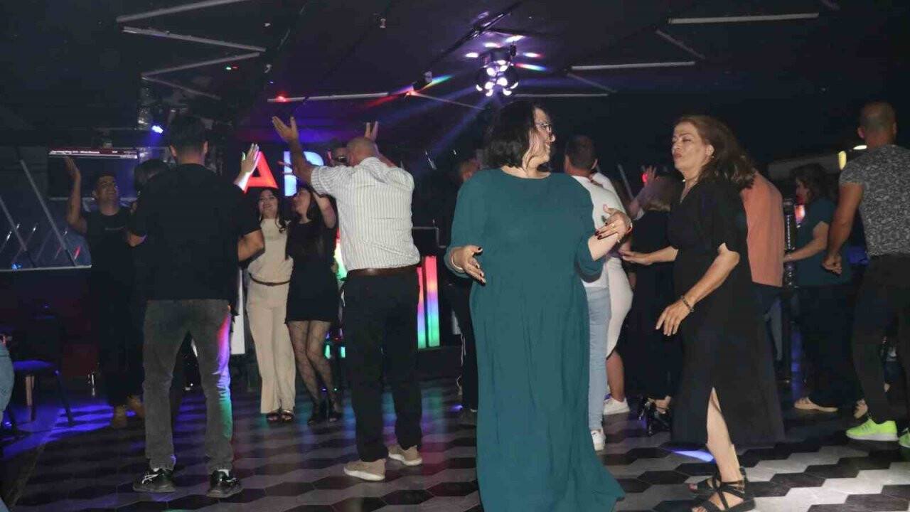 İranlılar bu bayramda da Van'a akın etti