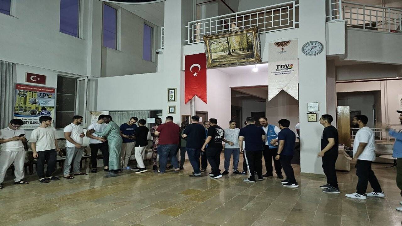 Uluslararası öğrenciler  bayramda mahzun kalmadı