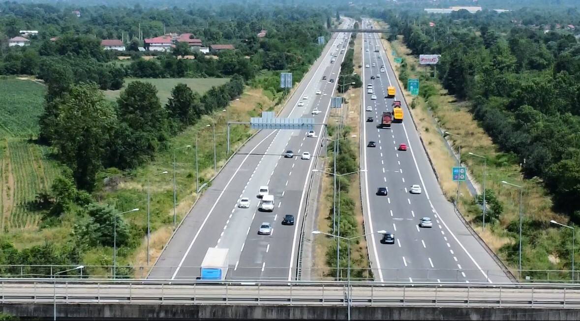 Otoyolda bayram dönüşleri sürüyor