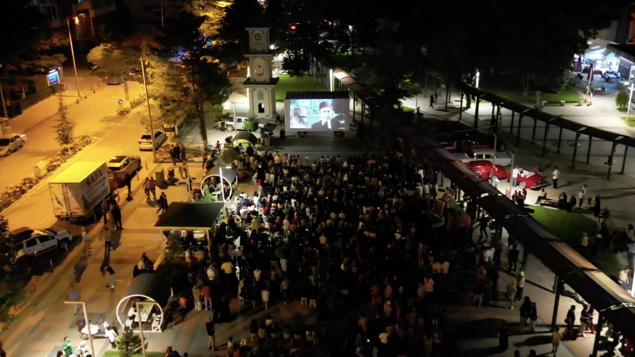 Konya'da açık hava sineması etkinliği yapıldı