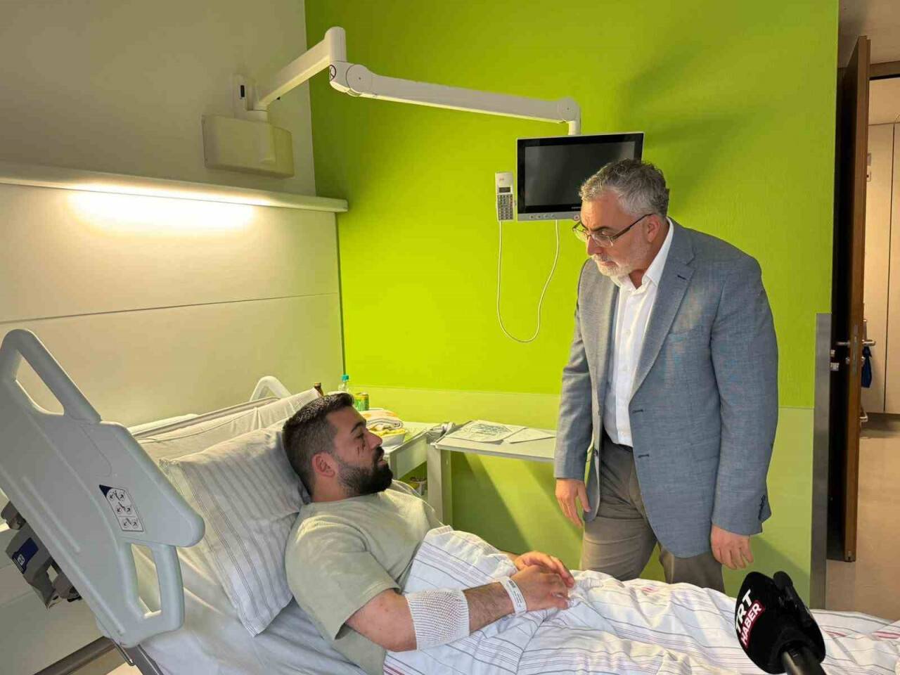 Alman polisinin darp ettiği Türk gencinin elmacık kemiği kırıldı