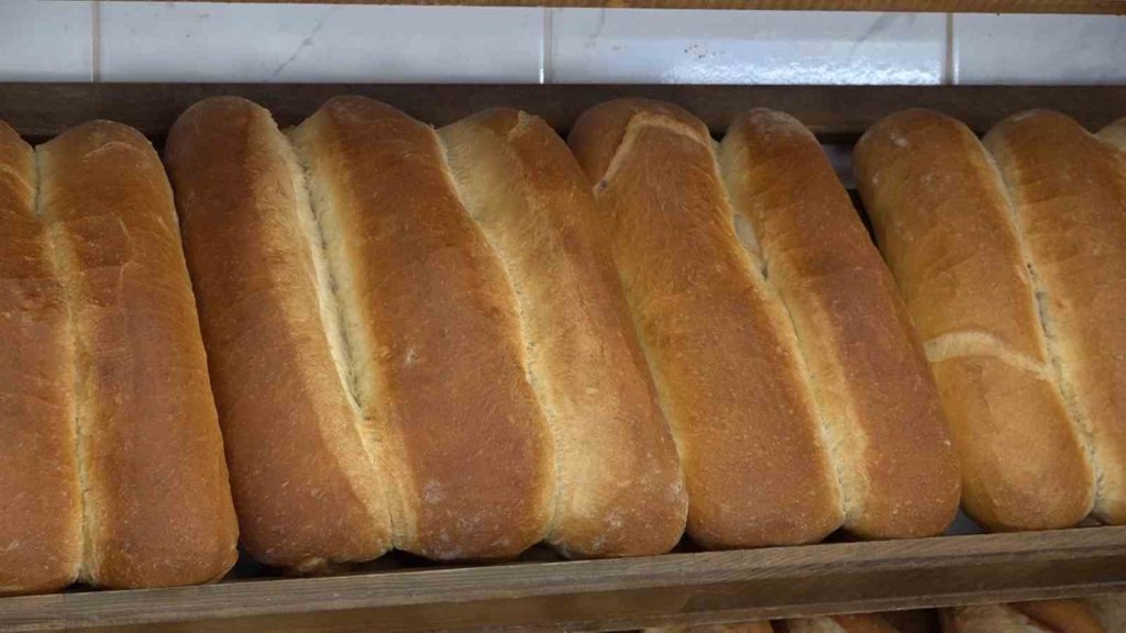 Bu ekmek diğer ekmeklere göre daha yavaş bayatlıyor