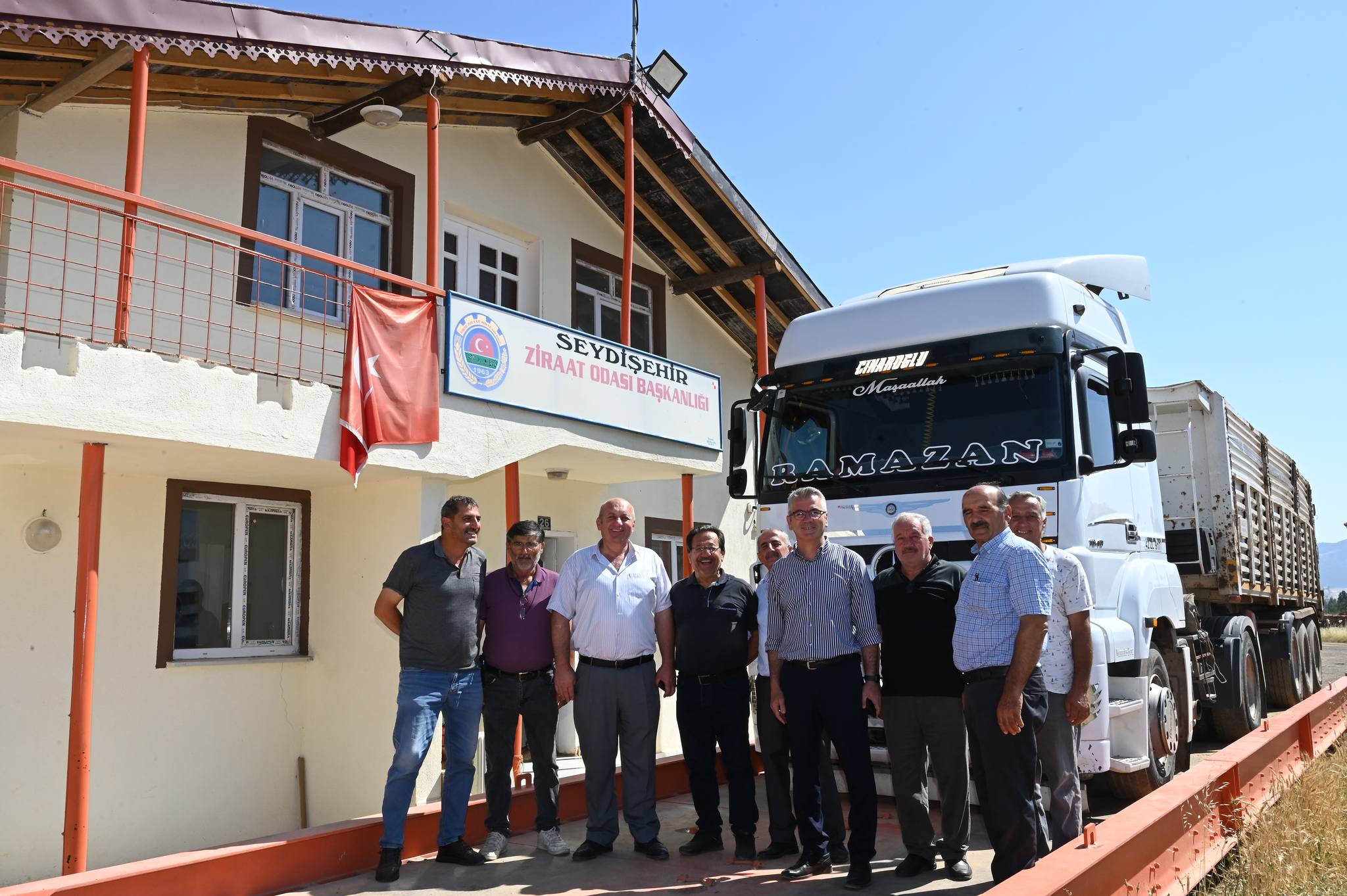 Konya'nın ilçesinde hububat alımları başladı