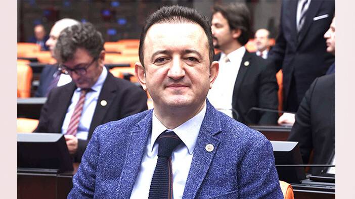 Bektaş’tan asgari ücrete zam talebi