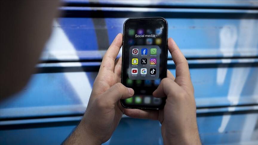 Sosyal medya kullanımı artıyor: Dünya nüfusunun yüzde 62'si İnternette