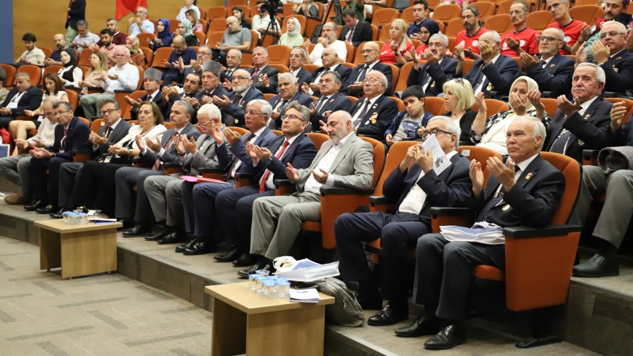 Konya'da Kıbrıs sempozyumu düzenlendi